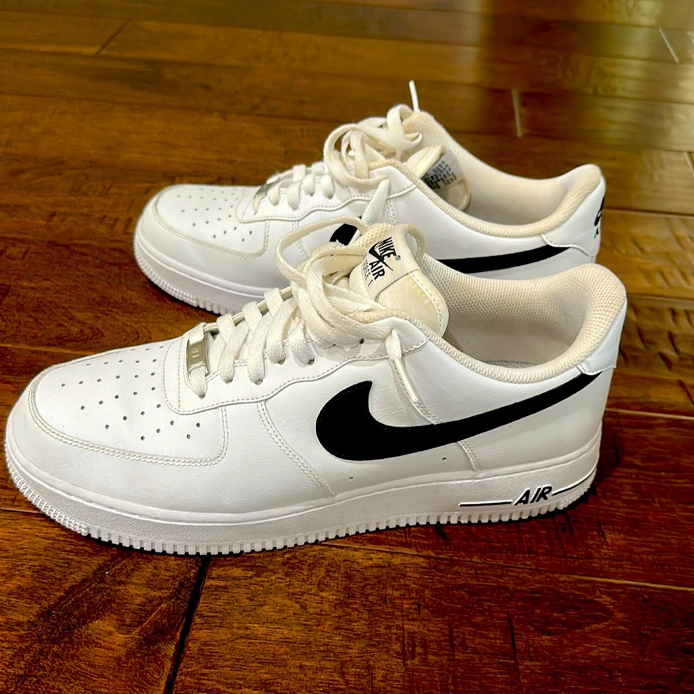 Nike Air Force 1  White and black men’s 11.5